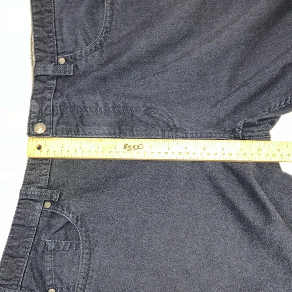 Kenneth Cole Reaction men’s w38L29
Black Relaxed Fit Jeans - Picture 11 of 16